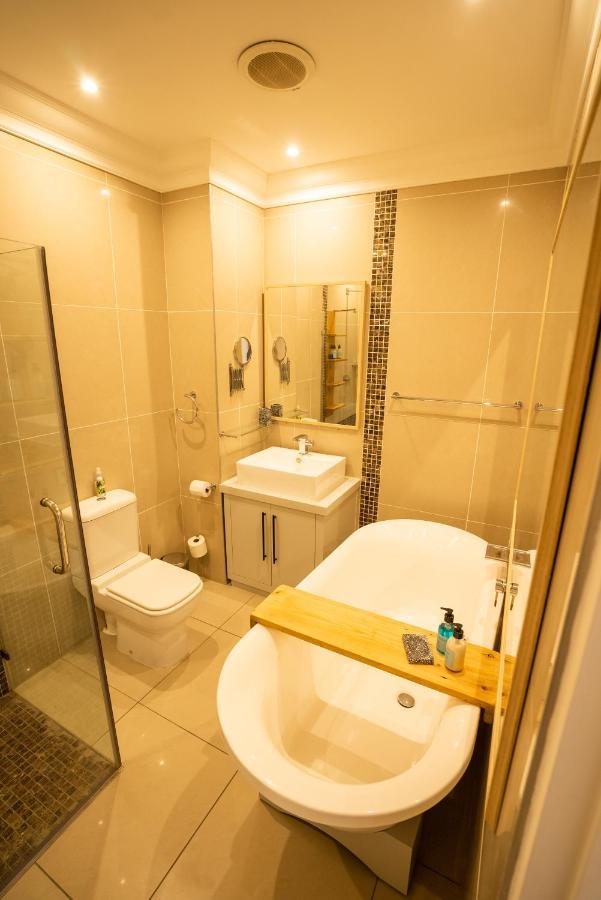 Langstrand Deja Blue Beachfront Villa, Newly Renovated מראה חיצוני תמונה